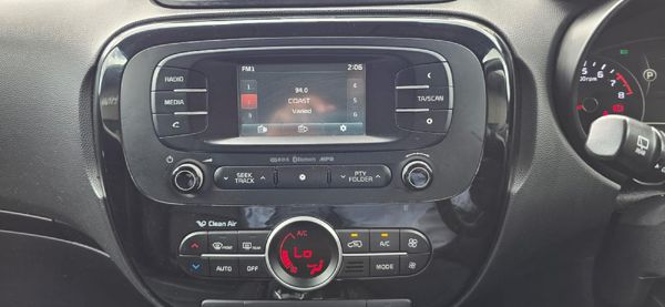2016-Kia-Soul-20-Smart-Auto image:12