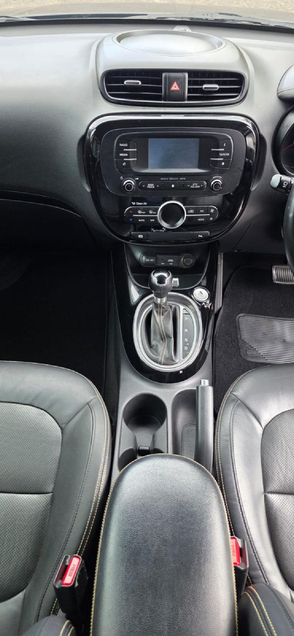 2016-Kia-Soul-20-Smart-Auto image:14
