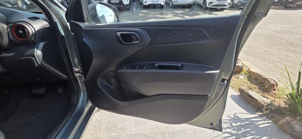 2024-Hyundai-Grand-i10-10-Motion image:15