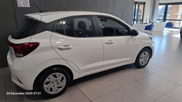 2024-Hyundai-Grand-i10-10-Motion image:12