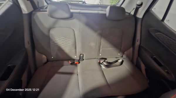 2024-Hyundai-Grand-i10-10-Motion image:1