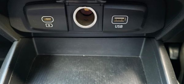 2023-Hyundai-Grand-i10-12-Motion-Auto image:1