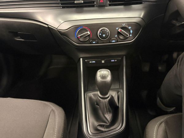 2023-Hyundai-i20-12-Motion image:15
