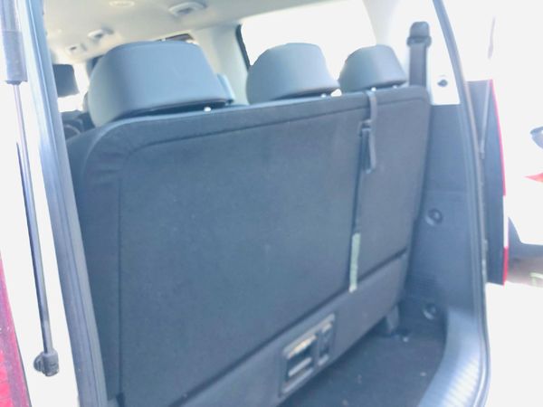 2023-Hyundai-Staria-22d-Executive-Auto image:1