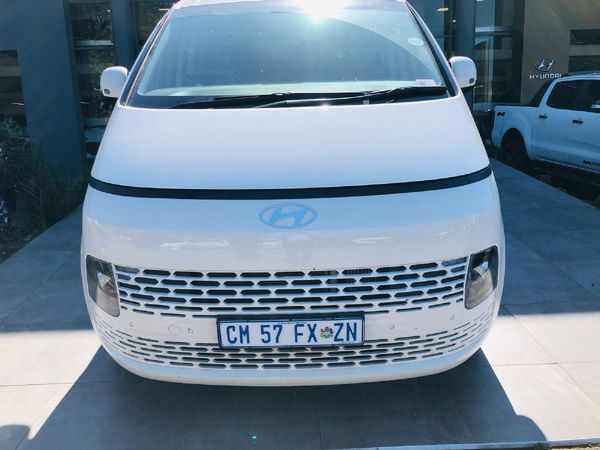 2023-Hyundai-Staria-22d-Executive-Auto image:3