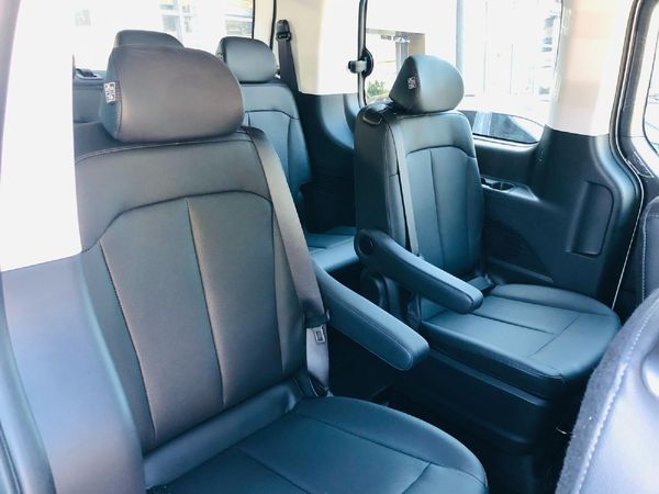 2023-Hyundai-Staria-22d-Executive-Auto image:8