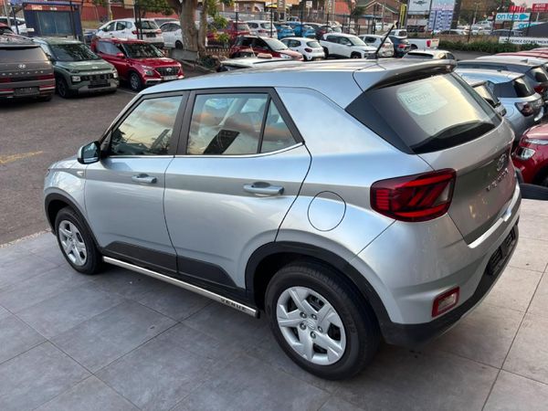 2020-Hyundai-Venue-10-TGDI-Motion-Auto image:5