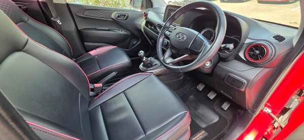 2023-Hyundai-Grand-i10-12-Fluid image:10