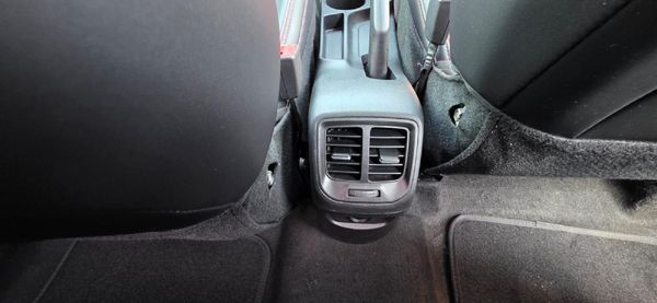 2023-Hyundai-Grand-i10-12-Fluid image:12