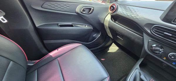 2023-Hyundai-Grand-i10-12-Fluid image:16