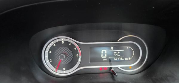 2023-Hyundai-Grand-i10-12-Fluid image:7