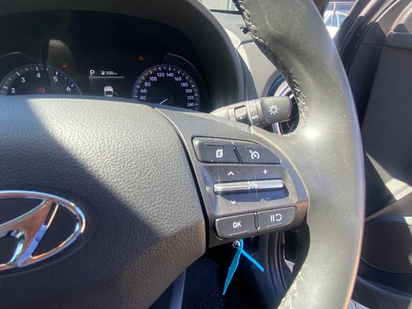 2023-Hyundai-Kona-20-Executive-IVT image:21