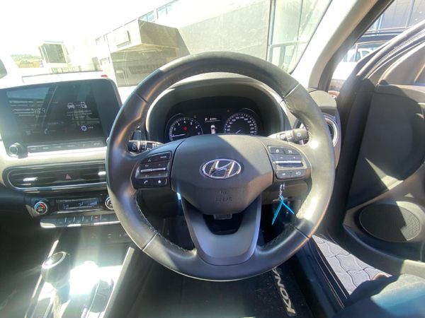 2023-Hyundai-Kona-20-Executive-IVT image:3
