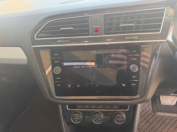 2018-Volkswagen-Tiguan-20-TDI-Comfortline-4Motion-Auto image:12