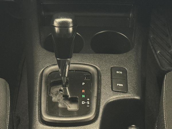 2023-Toyota-Hilux-24-GD-6-Raider-4x4-Auto-Double-Cab image:10