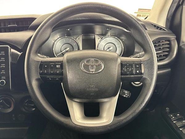 2023-Toyota-Hilux-24-GD-6-Raider-4x4-Auto-Double-Cab image:12