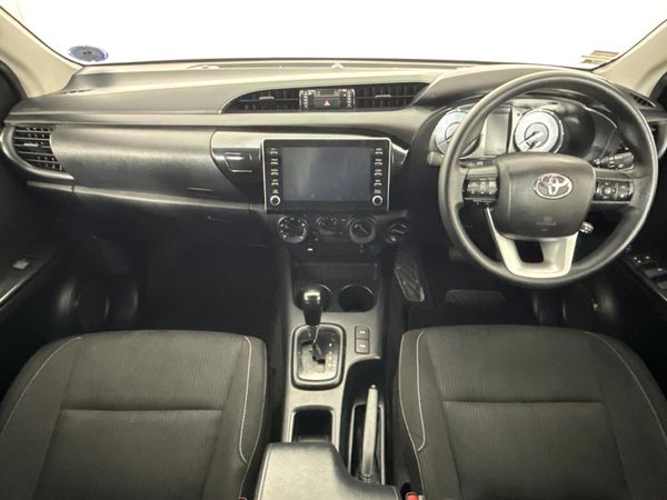 2023-Toyota-Hilux-24-GD-6-Raider-4x4-Auto-Double-Cab image:1