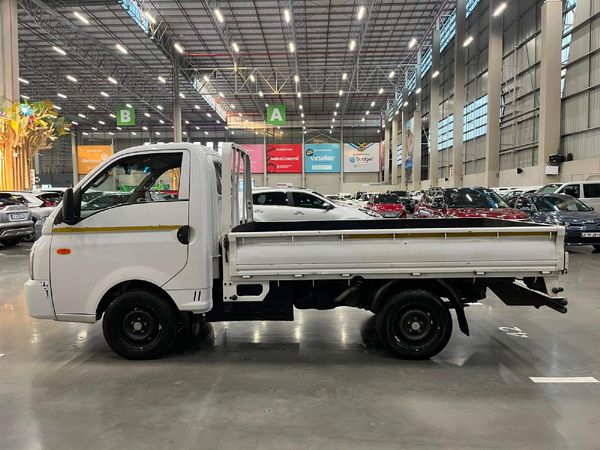 2022-Hyundai-H100-Bakkie-26D-Dropside image:5