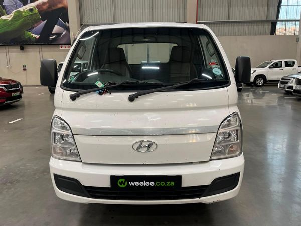 2022-Hyundai-H100-Bakkie-26D-Dropside image:7