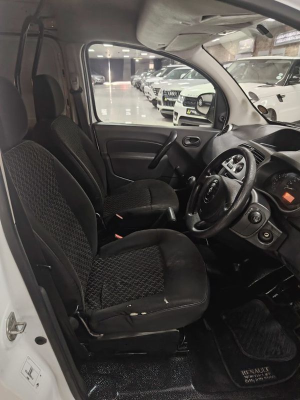 2013-Renault-Kangoo-16i-Express-Panel-Van image:6