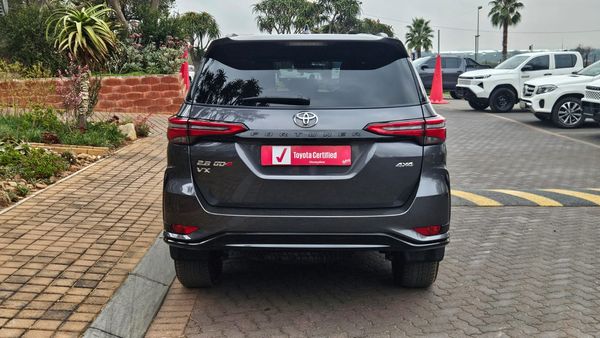 2025-Toyota-Fortuner-28-GD-6-4x4-VX-Auto image:5