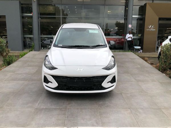 2026-Hyundai-Grand-i10-12-Motion-Auto image:4