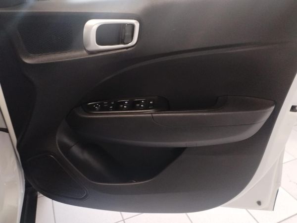 2020-Hyundai-Venue-10-TGDI-Motion image:1