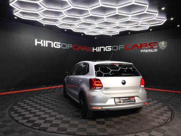 2022-Volkswagen-Polo-Vivo-14-Comfortline-5-dr image:5