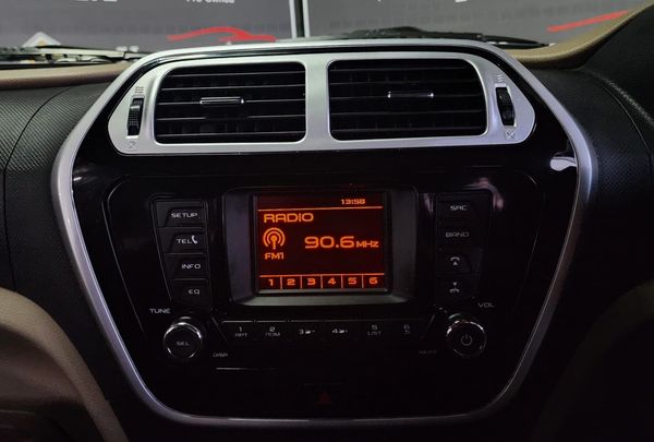 2018-Mahindra-TUV-300-15-TD-7-seat image:16