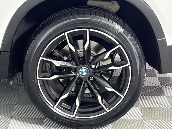 2015-BMW-X4-xDrive20i image:6