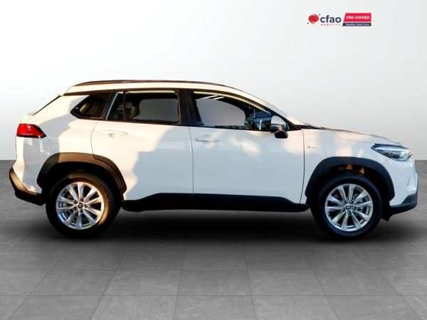 2025-Toyota-Corolla-Cross-18-XS-Hybrid image:2
