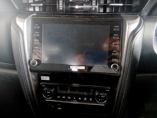 2021-Toyota-Fortuner-28-GD-6-Raised-Body-Auto image:11