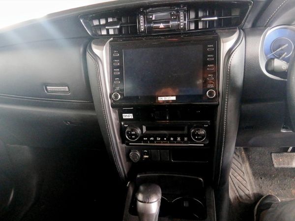 2021-Toyota-Fortuner-28-GD-6-Raised-Body-Auto image:13