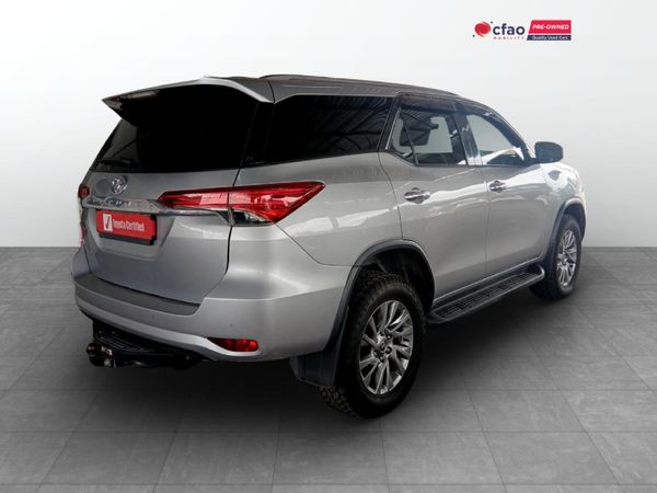 2021-Toyota-Fortuner-28-GD-6-Raised-Body-Auto image:1