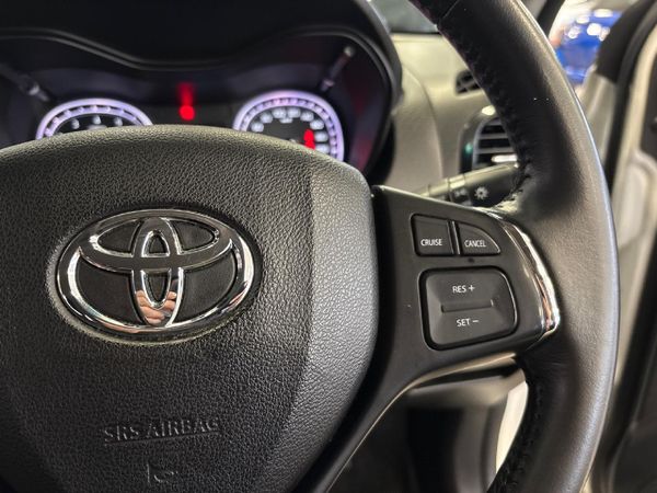 2022-Toyota-Urban-Cruiser-15-Xr-Auto image:9