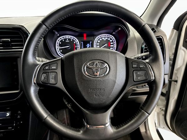 2022-Toyota-Urban-Cruiser-15-Xr-Auto image:7