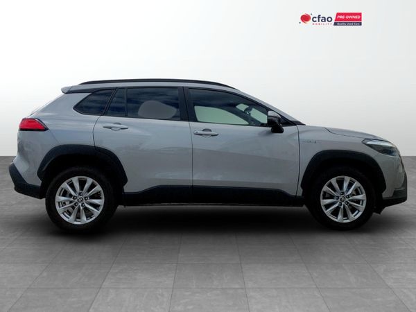 2025-Toyota-Corolla-Cross-18-XS-Hybrid image:2