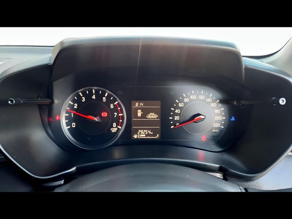 2025-Suzuki-Swift-12-GL image:15