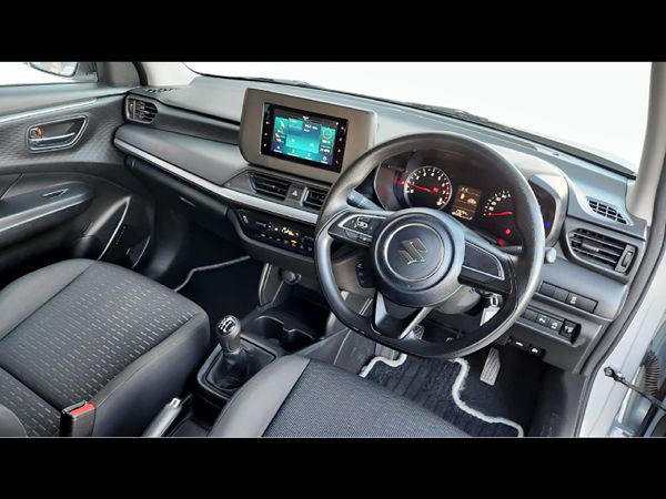 2025-Suzuki-Swift-12-GL image:16