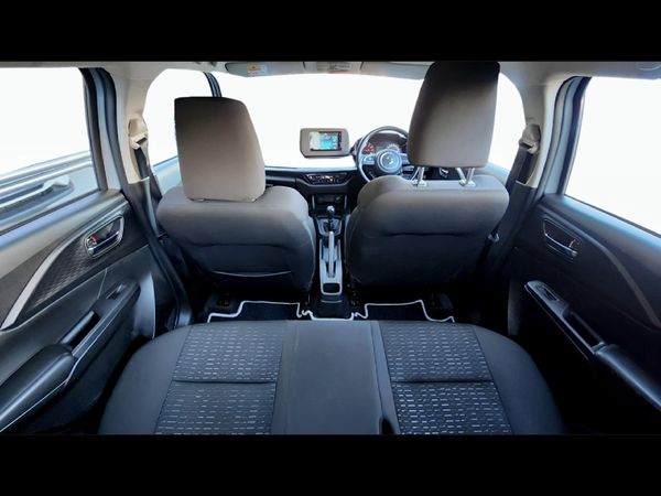 2025-Suzuki-Swift-12-GL image:19