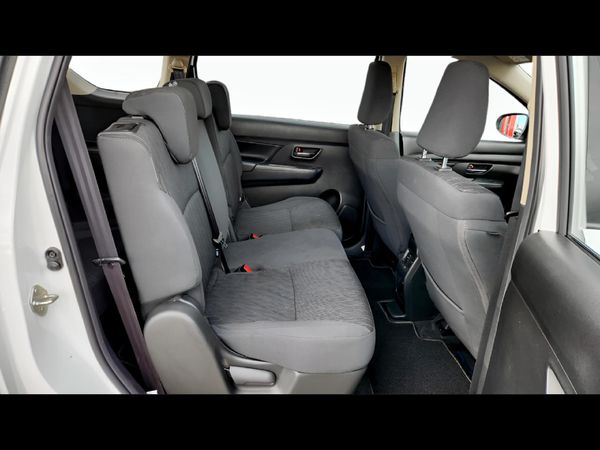 2025-Suzuki-Ertiga-15-GL image:17