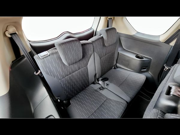 2025-Suzuki-Ertiga-15-GL image:18