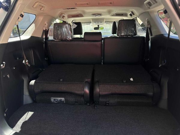 2026-Toyota-Fortuner-24-GD-6-RB-Auto image:10