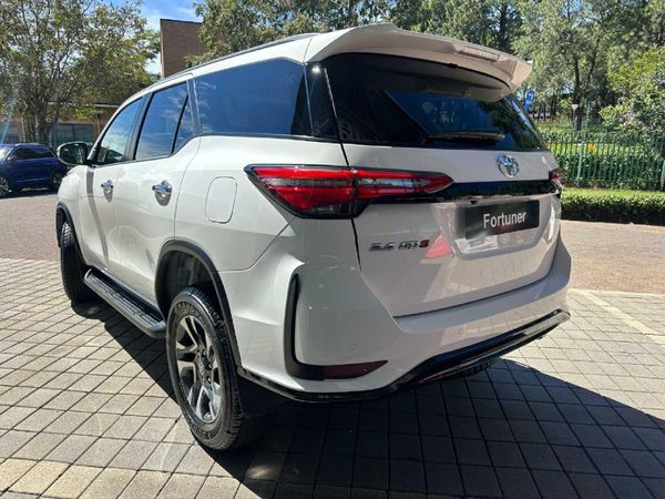 2026-Toyota-Fortuner-24-GD-6-RB-Auto image:12