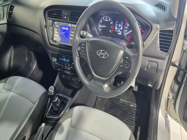 2017-Hyundai-i20-14-N-Series image:9