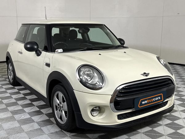2016-MINI-Hatch-One-12T image:10