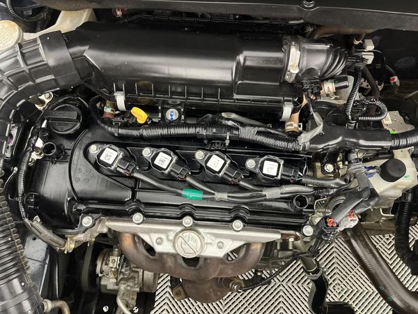 2023-Suzuki-Swift-12-GLX-Auto image:9