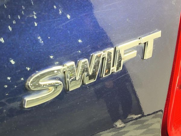 2023-Suzuki-Swift-12-GLX-Auto image:7