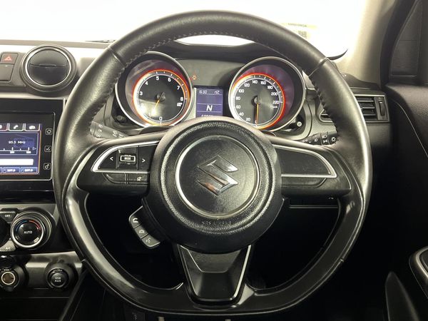 2023-Suzuki-Swift-12-GLX-Auto image:8