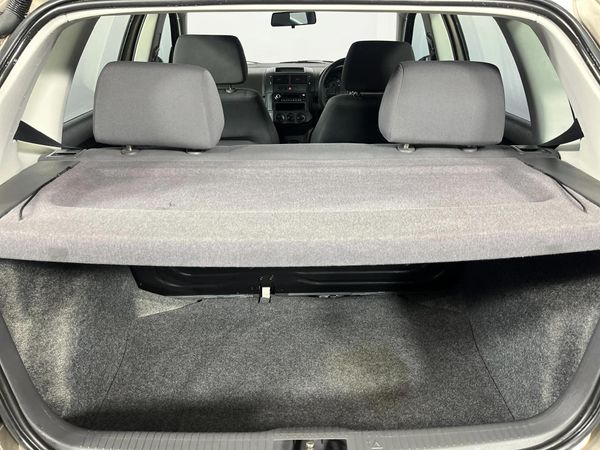 2015-Volkswagen-Polo-Vivo-GP-14-Trendline-Auto-5-dr image:13